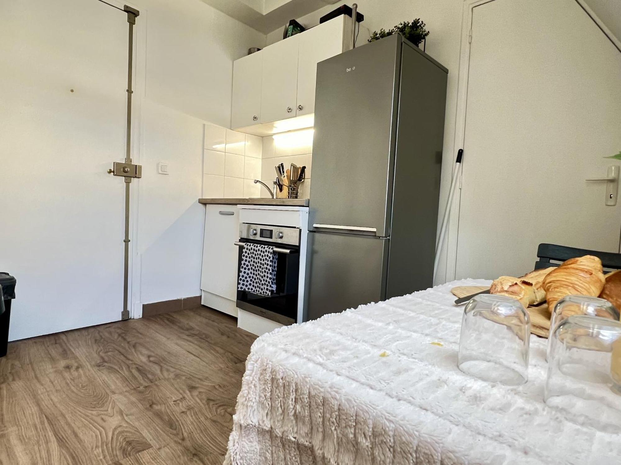 Charme Parisien - Sous Les Toits De A Opera Apartment *